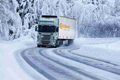 Перевозка грузов по зимнику: главные особенности